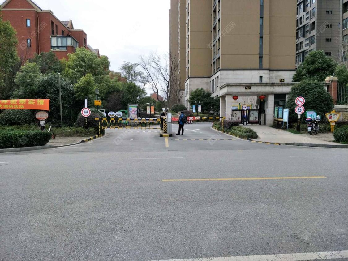 上海新城金郡一期东区小区_新城金郡一期东区小区null