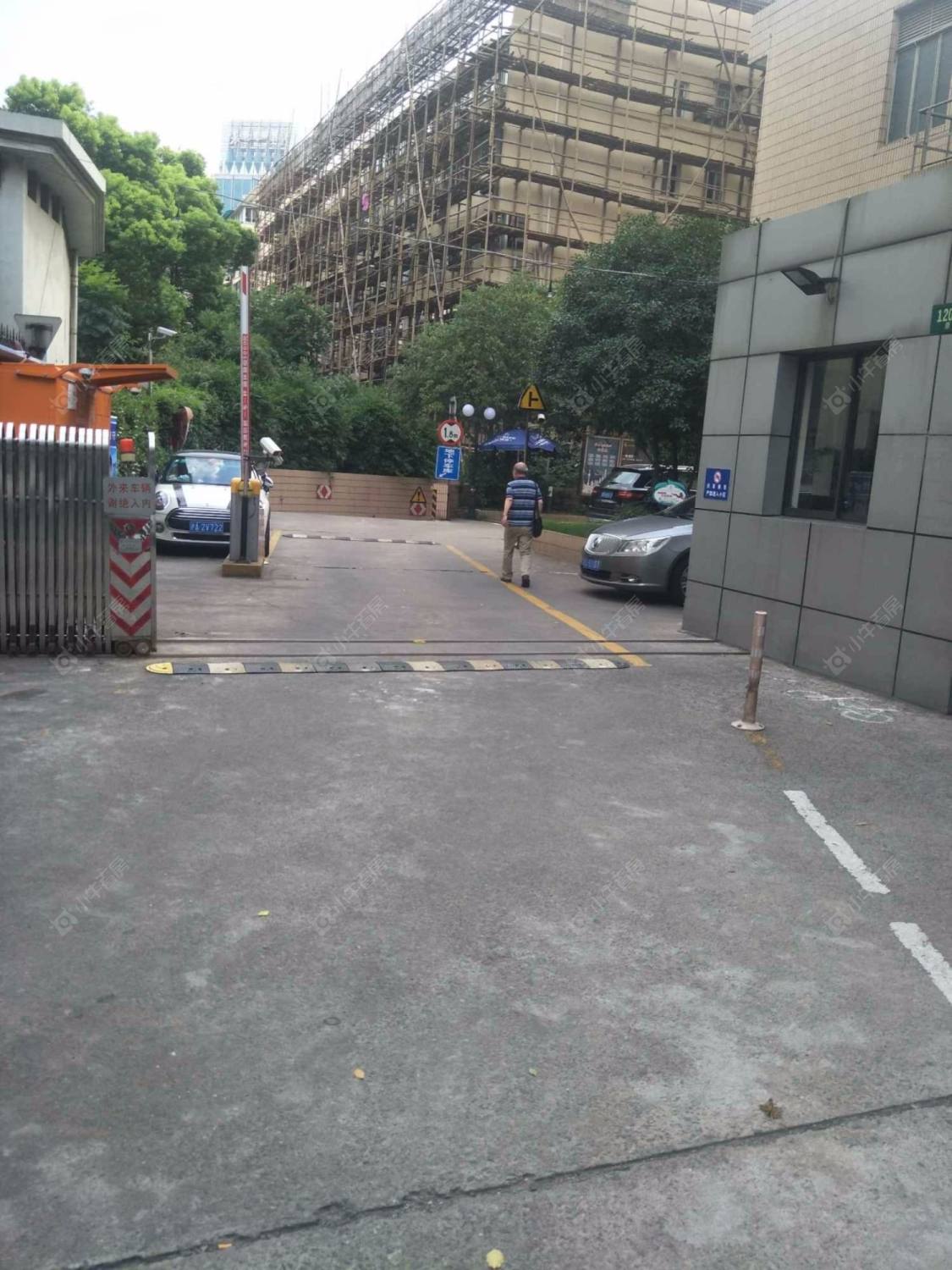 上海康定汽车公寓小区_康定汽车公寓小区null