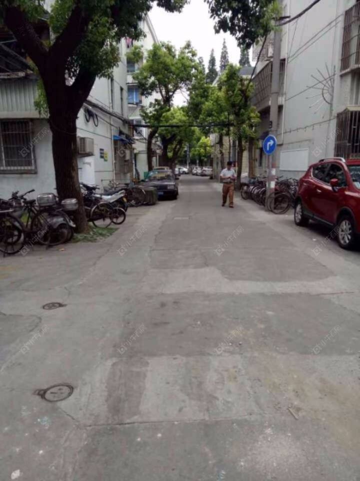 控江路680弄封面图_小牛看房