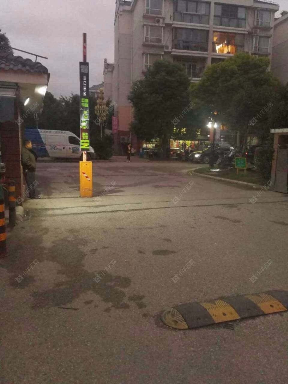 上海徐泾河畔家苑小区_徐泾河畔家苑小区null