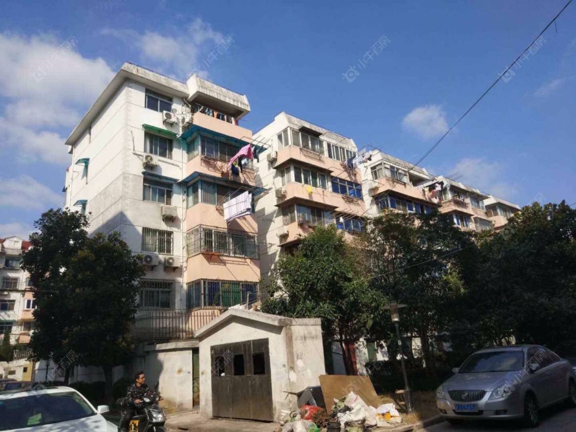 莲中一村(莲中路174弄)封面图_小牛看房