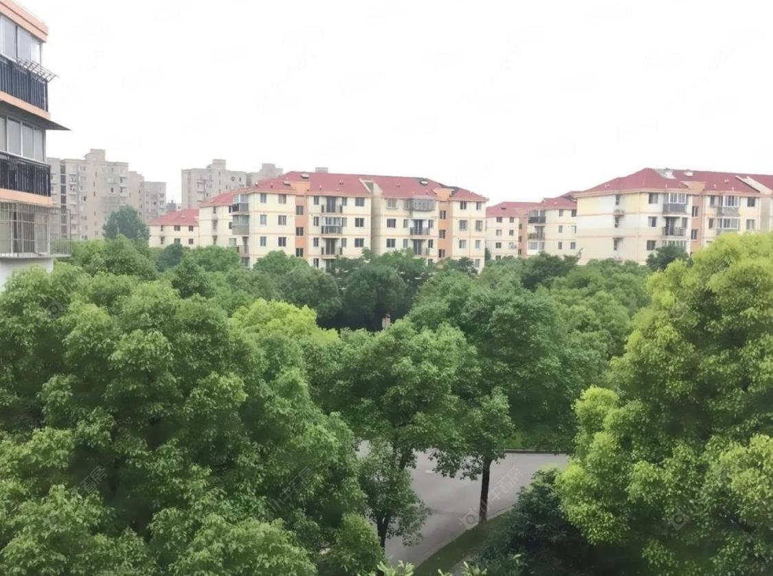 上海绿波城小区_绿波城小区实景图