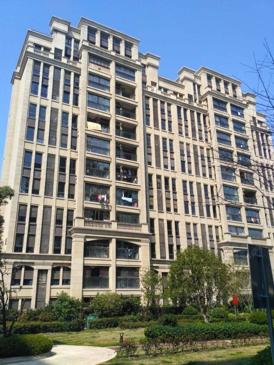 南山雨果西区公寓封面图_小牛看房