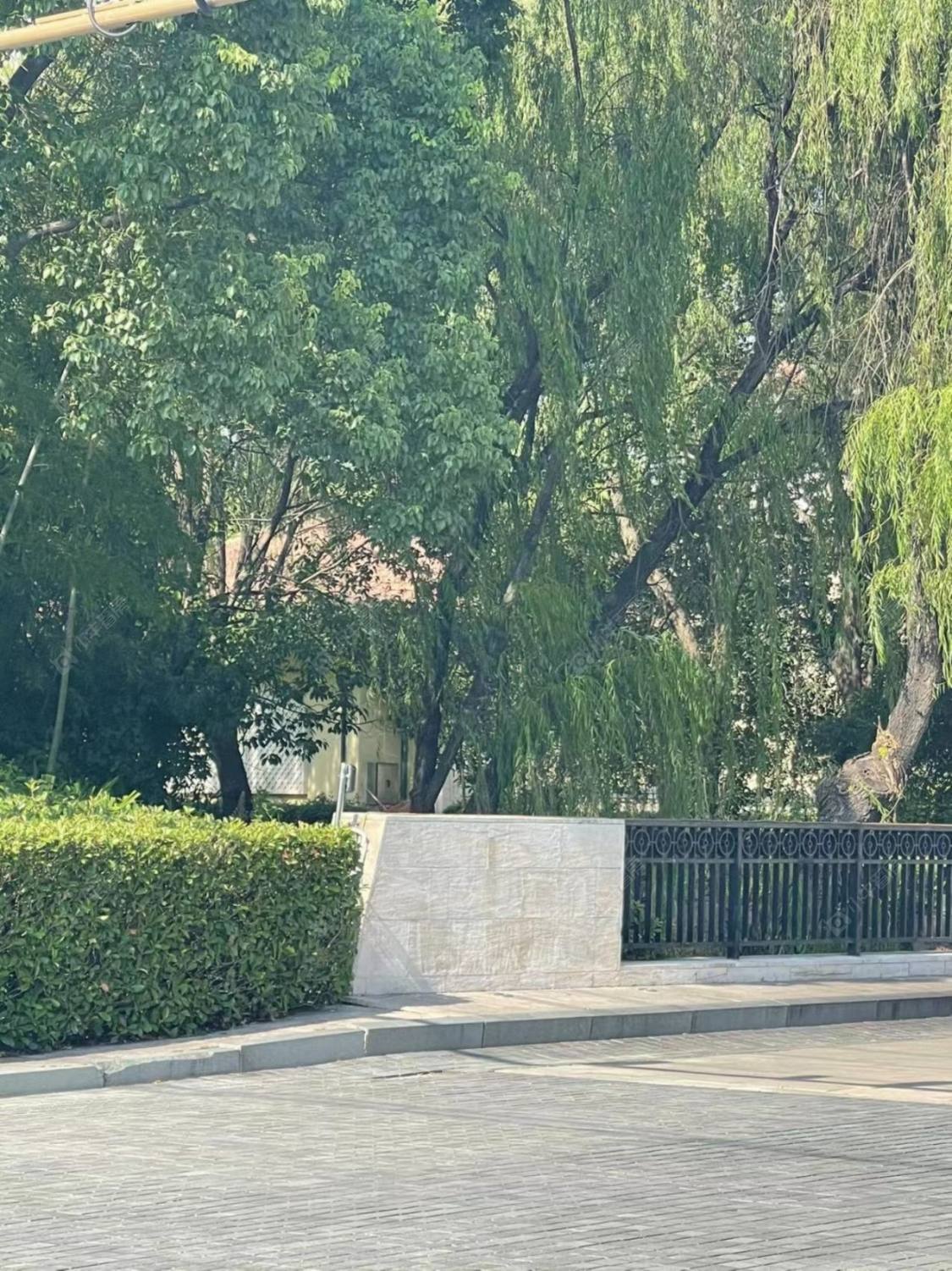 世茂佘山庄园一期封面图_小牛看房