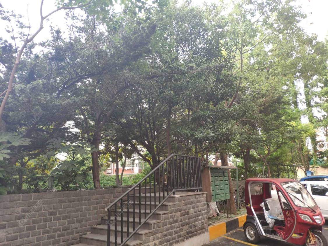 上海大连西路540弄小区_大连西路540弄小区实景图