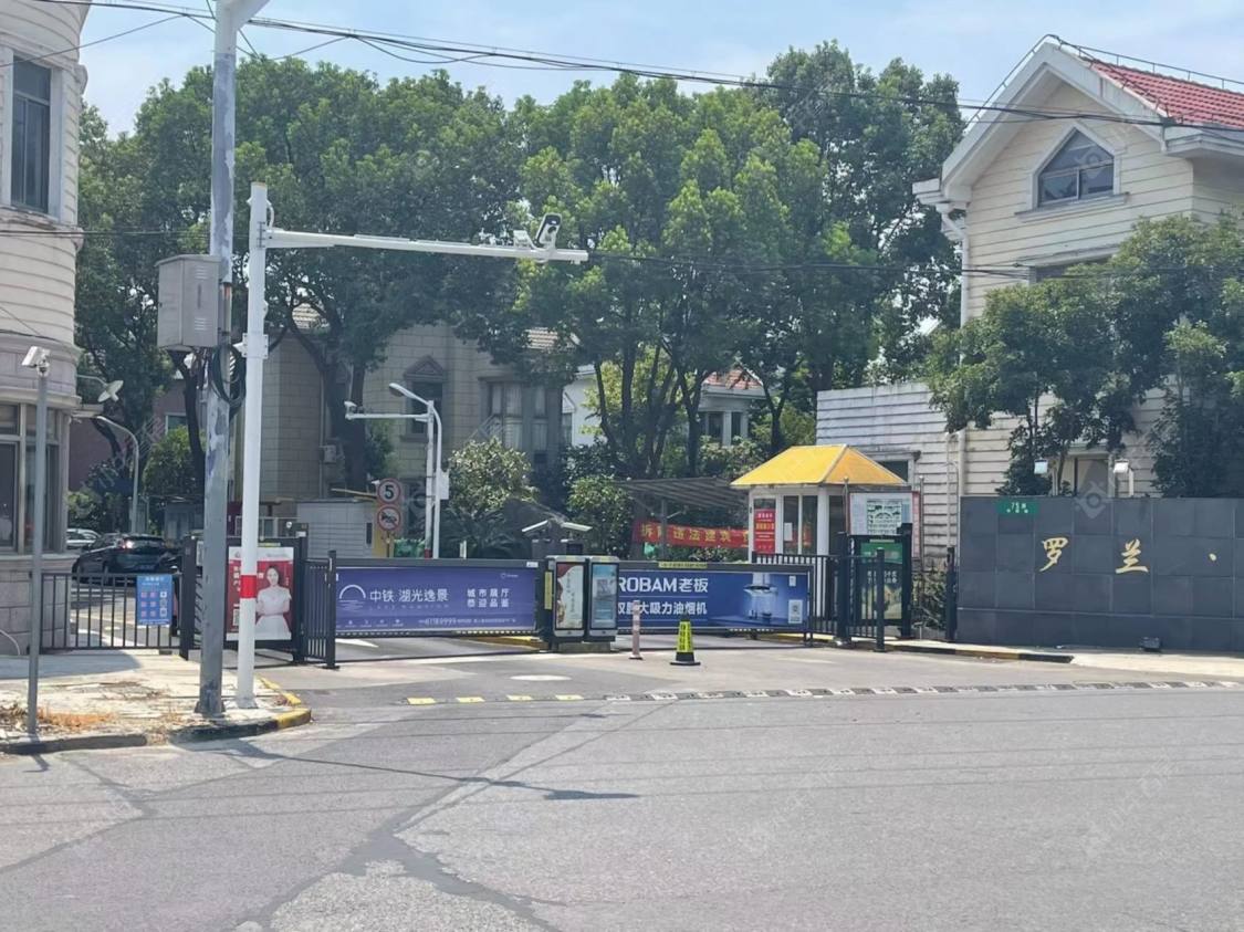 上海罗兰新墅别墅小区_罗兰新墅别墅小区null