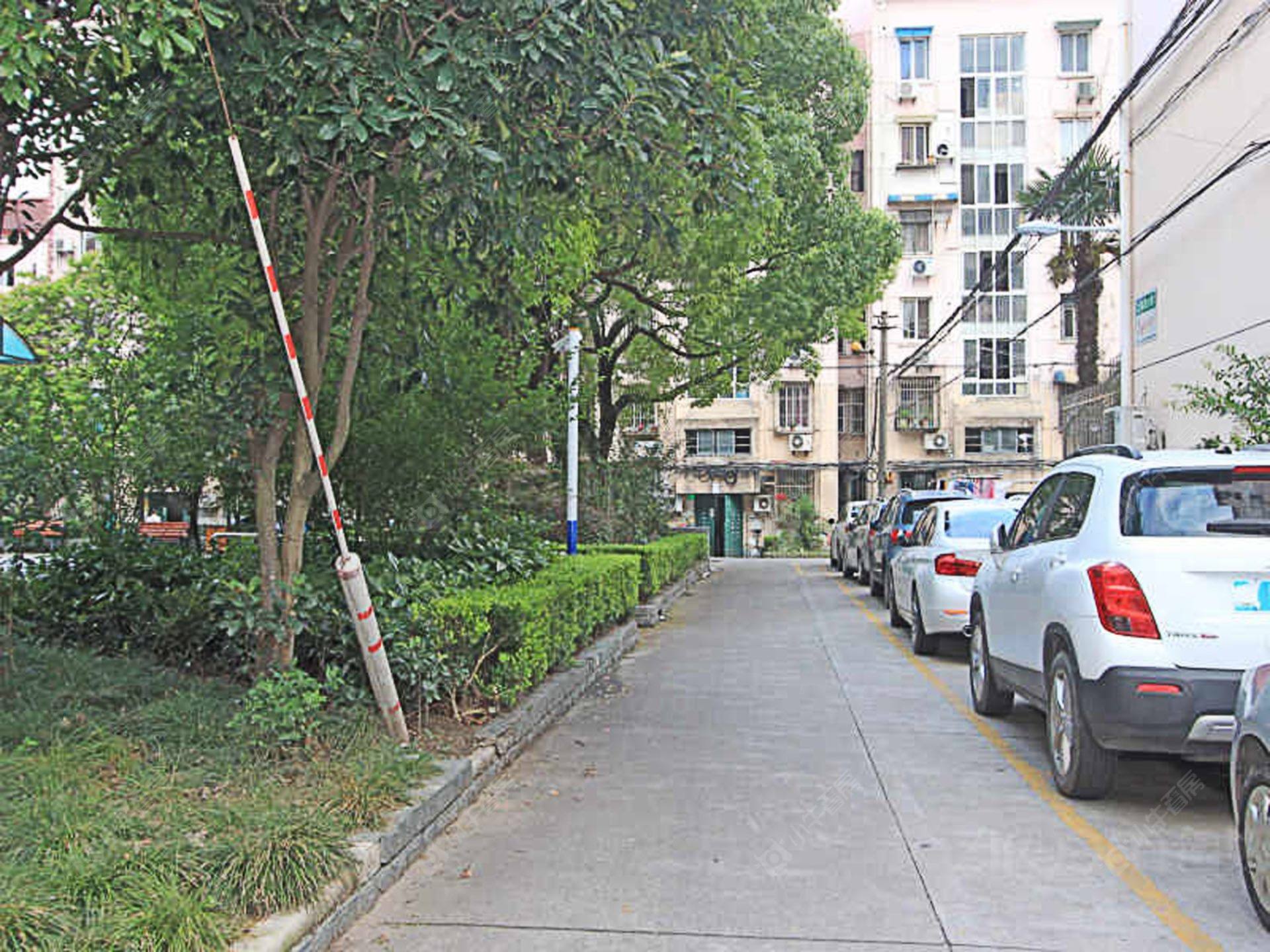 上海凌兆新村上浦路36弄小区_凌兆新村上浦路36弄小区undefined
