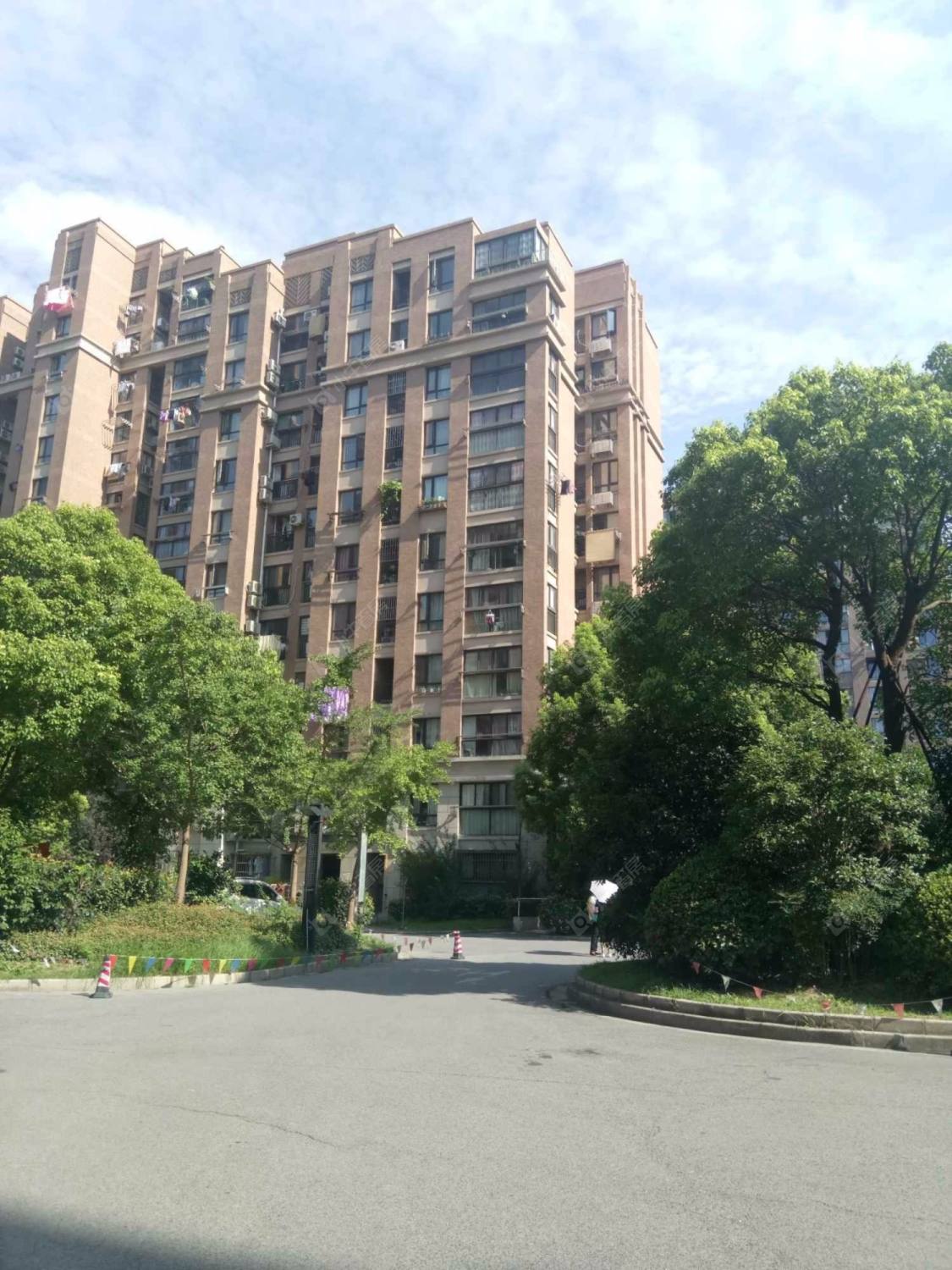 上海共康雅苑一期南区小区_共康雅苑一期南区小区null