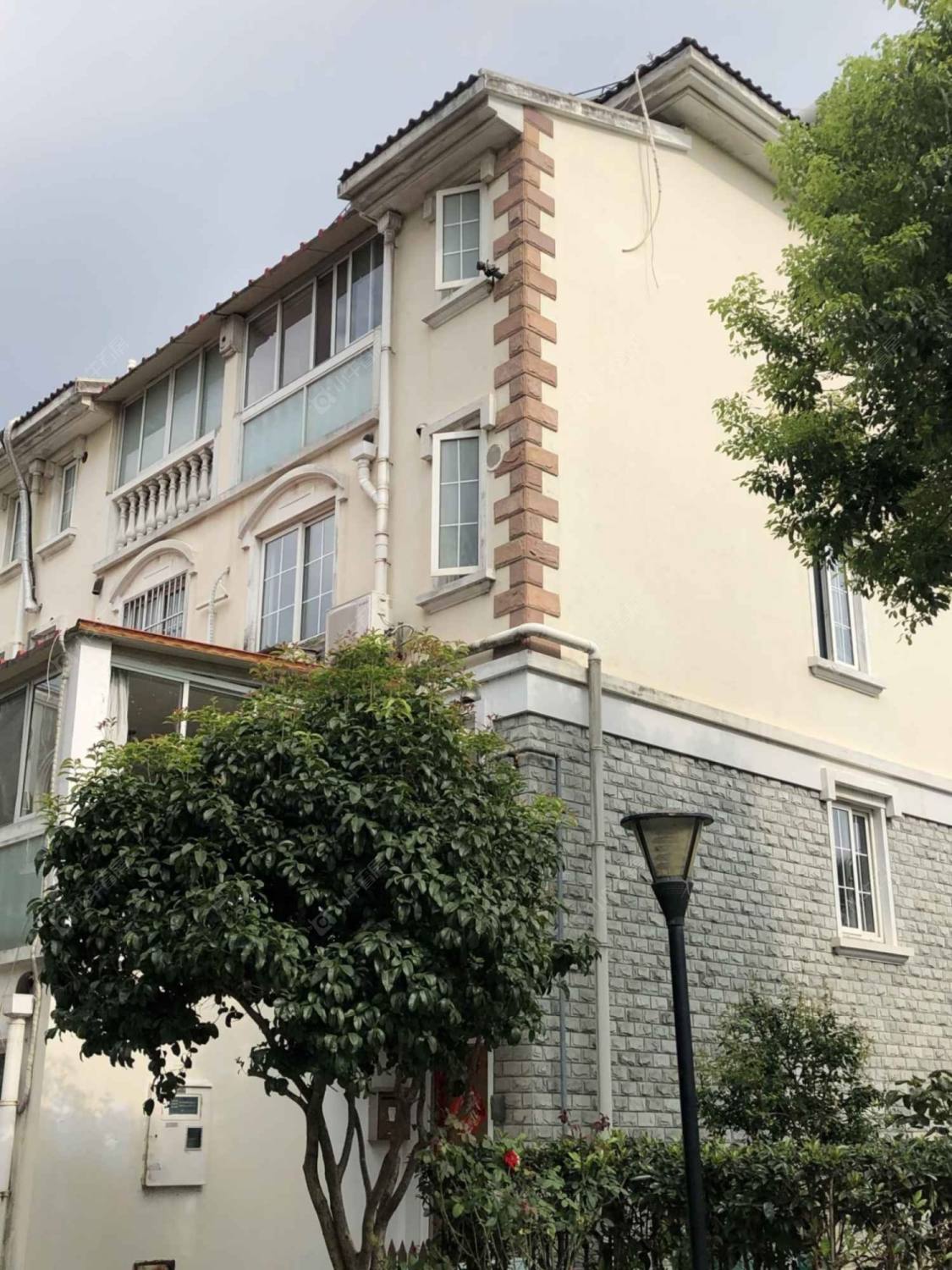 上海西郊名邸858弄小区_西郊名邸858弄小区null