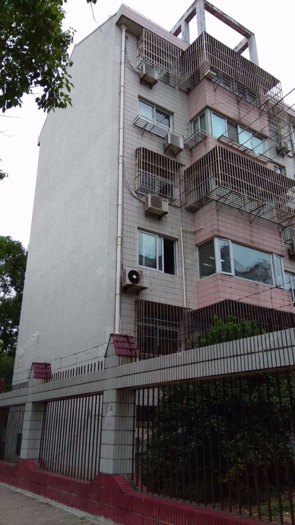 上海东城花苑二村一区小区_东城花苑二村一区小区null