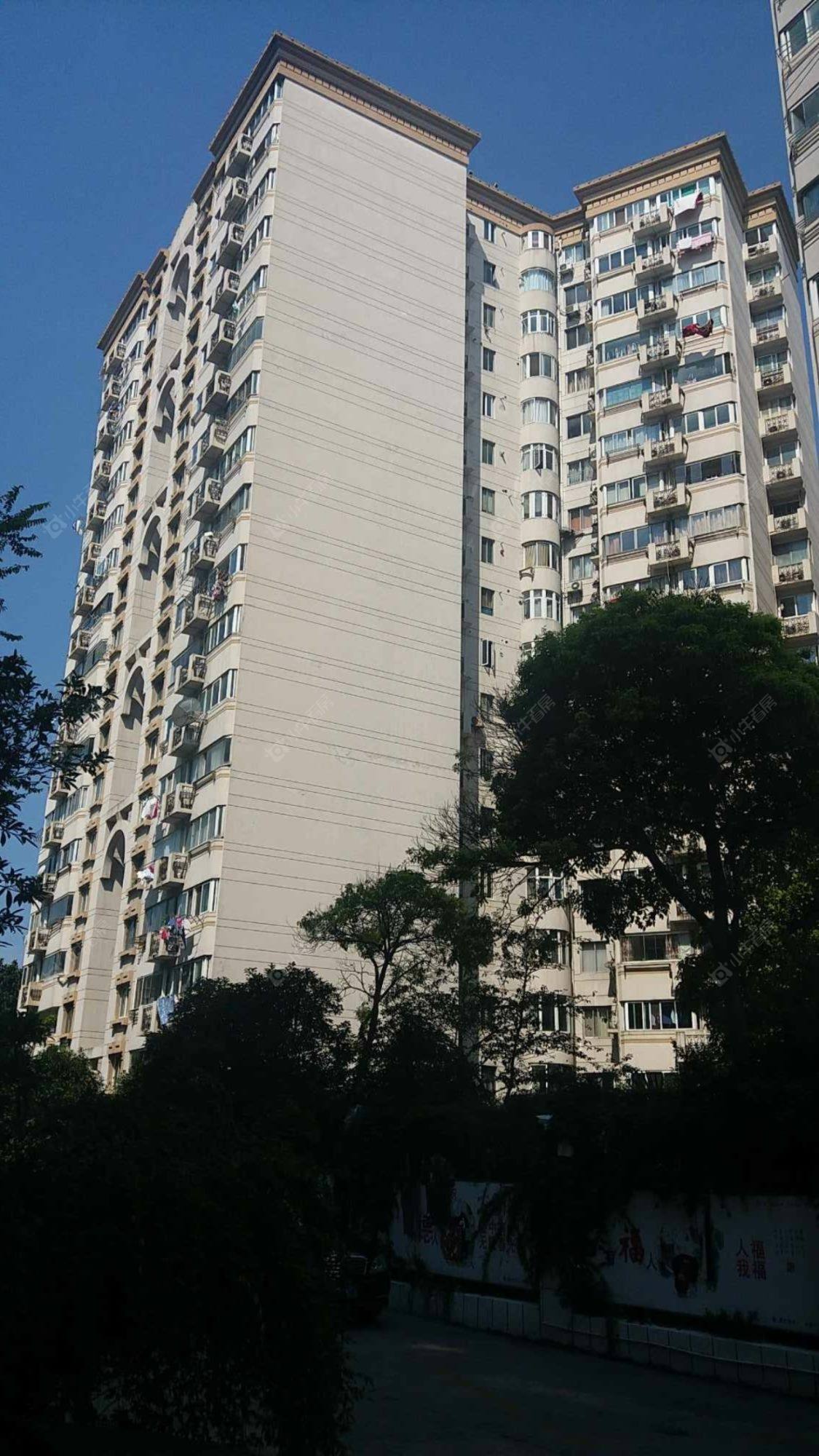 上海爱中爱华公寓小区_爱中爱华公寓小区实景图