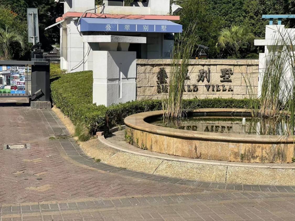 海天花园叠翠别墅封面图_小牛看房