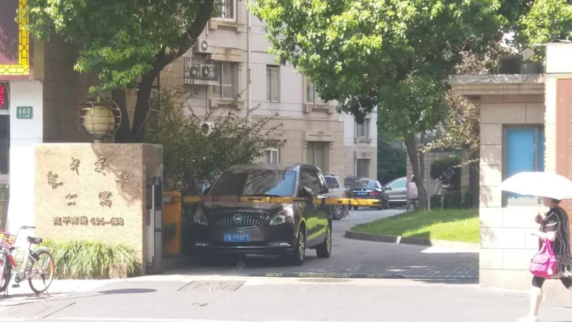 上海爱中爱华公寓小区_爱中爱华公寓小区实景图