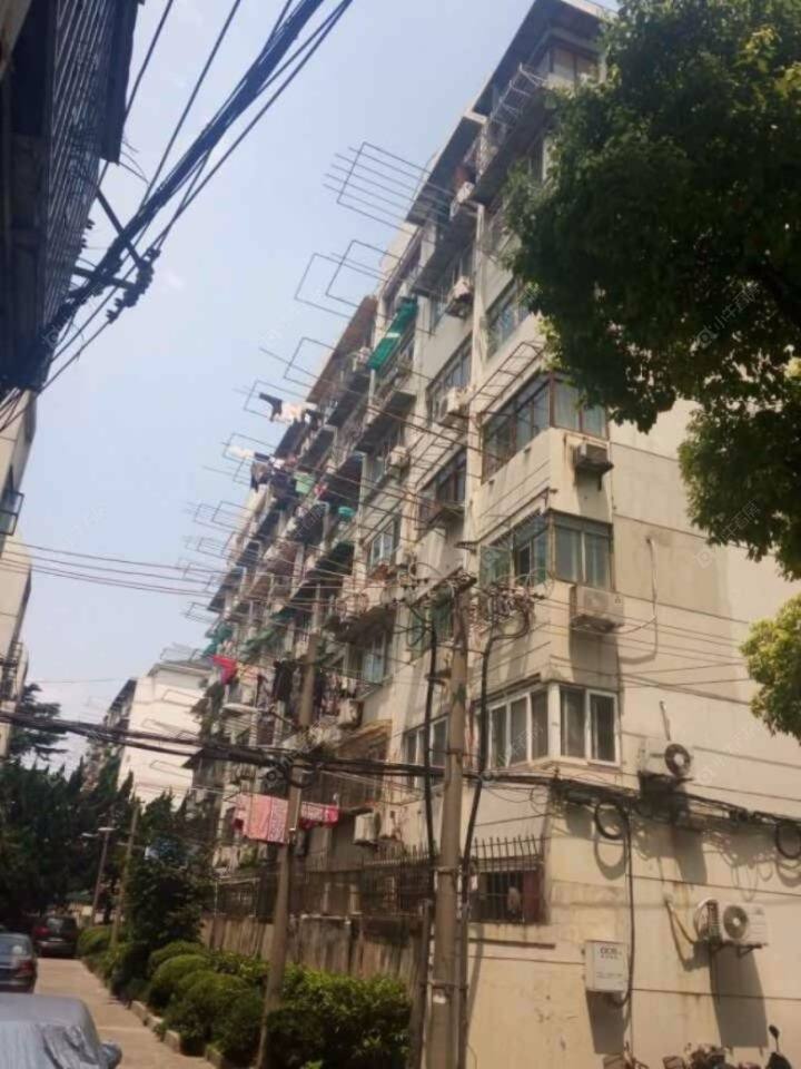 上海场中公寓(虹口)小区_场中公寓(虹口)小区null