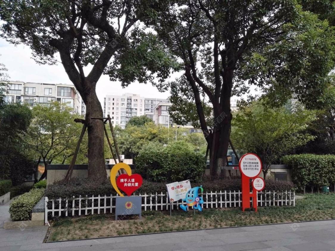 上海湾流域城一期别墅区小区_湾流域城一期别墅区小区null