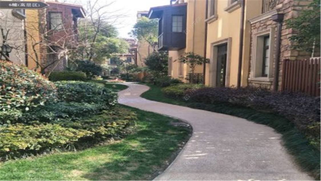 上海龙湖蔚澜香醍南区别墅区小区_龙湖蔚澜香醍南区别墅区小区null