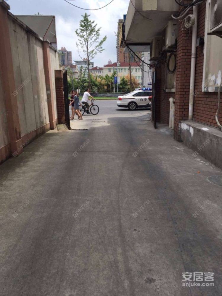 建工大楼封面图_小牛看房