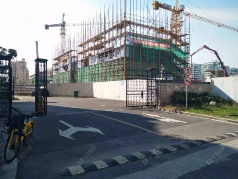 上海万祥兴隆苑西区小区_万祥兴隆苑西区小区null