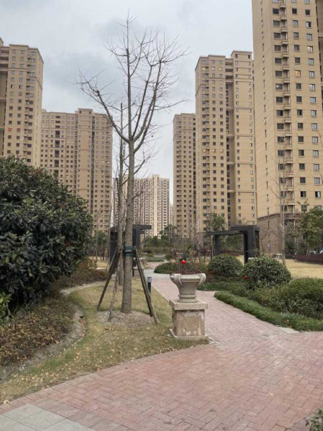 上海凌虹苑小区_凌虹苑小区null