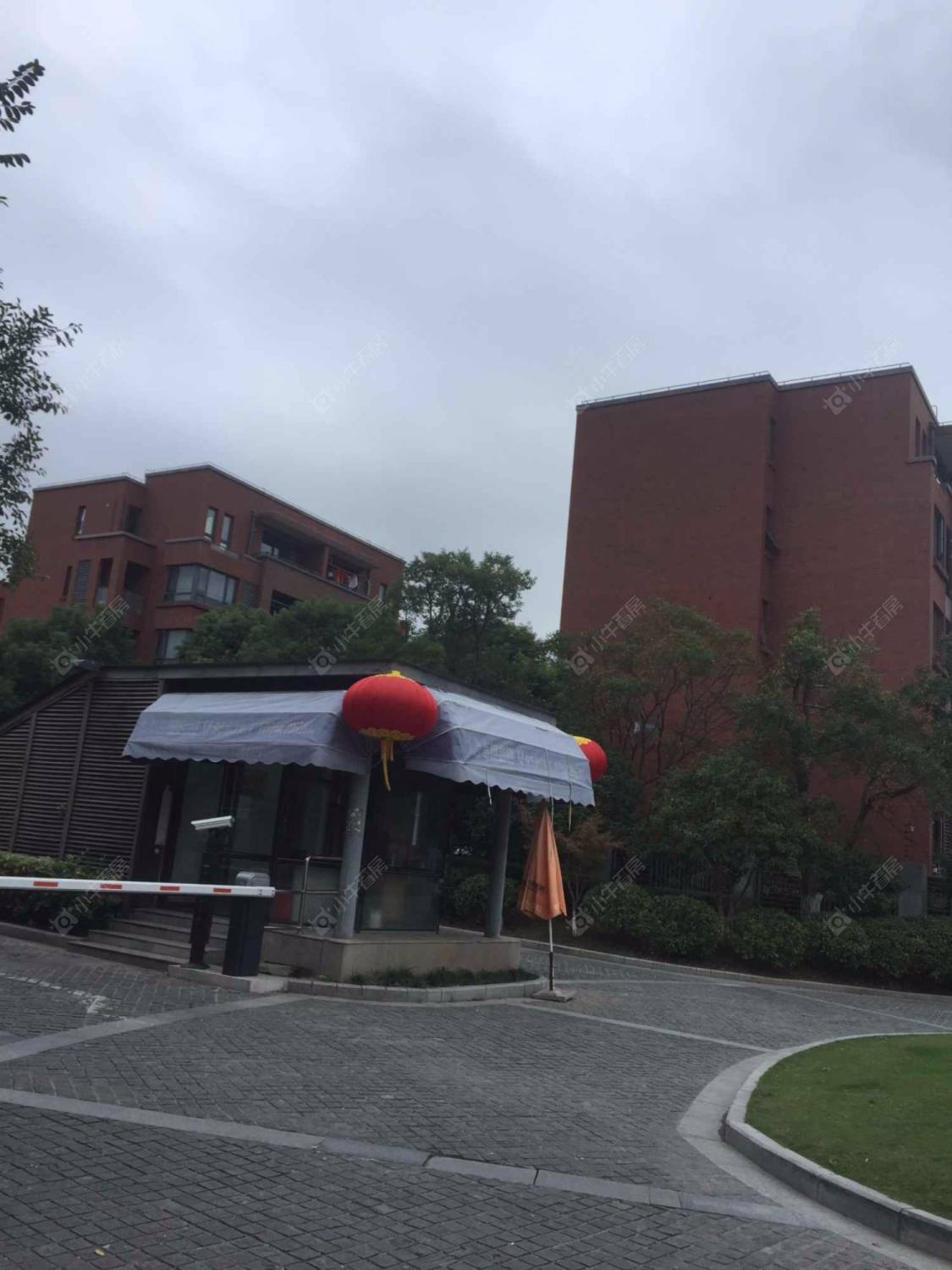 上海滴水湖馨苑222弄小区_滴水湖馨苑222弄小区null