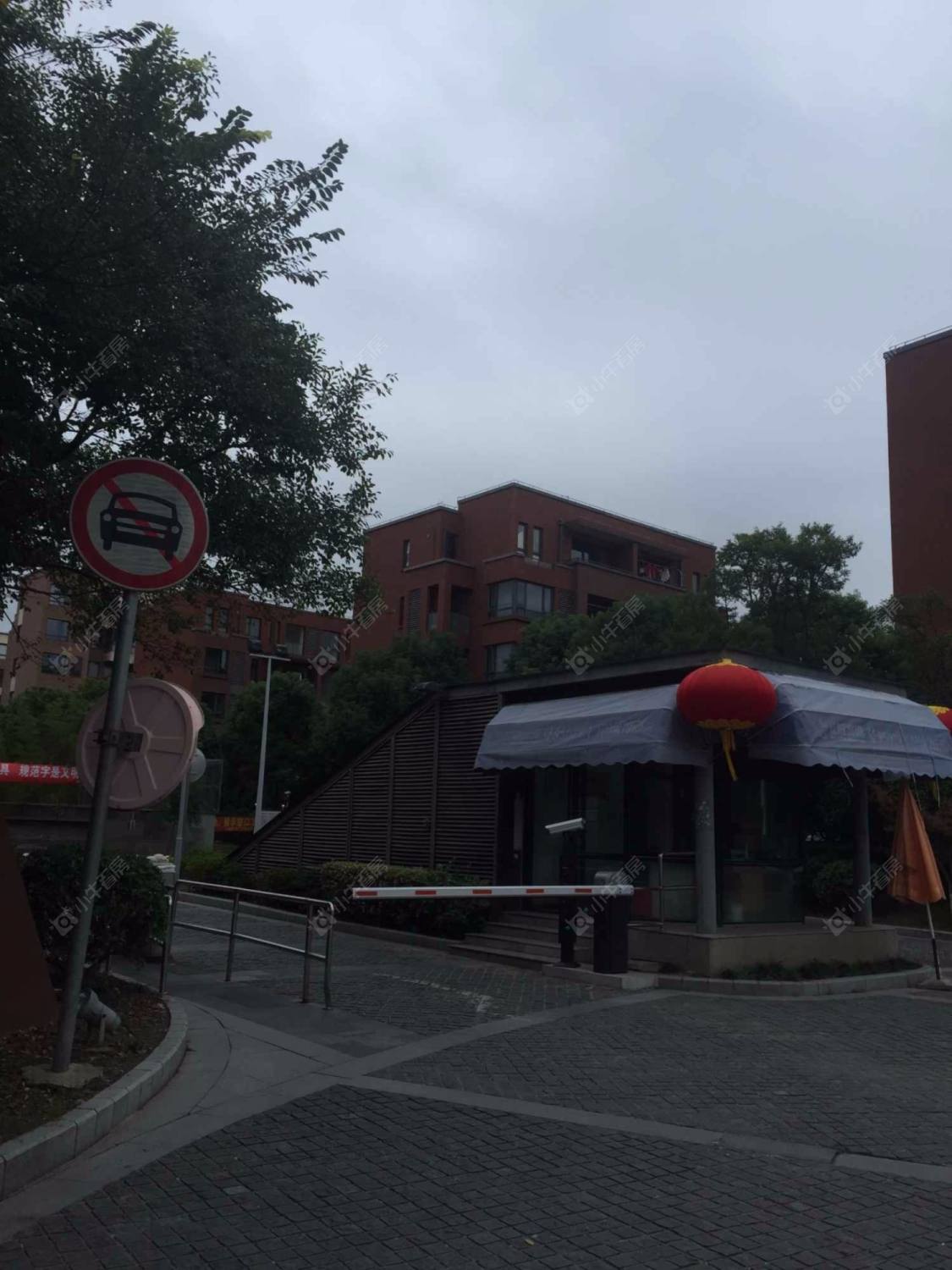 上海滴水湖馨苑222弄小区_滴水湖馨苑222弄小区null