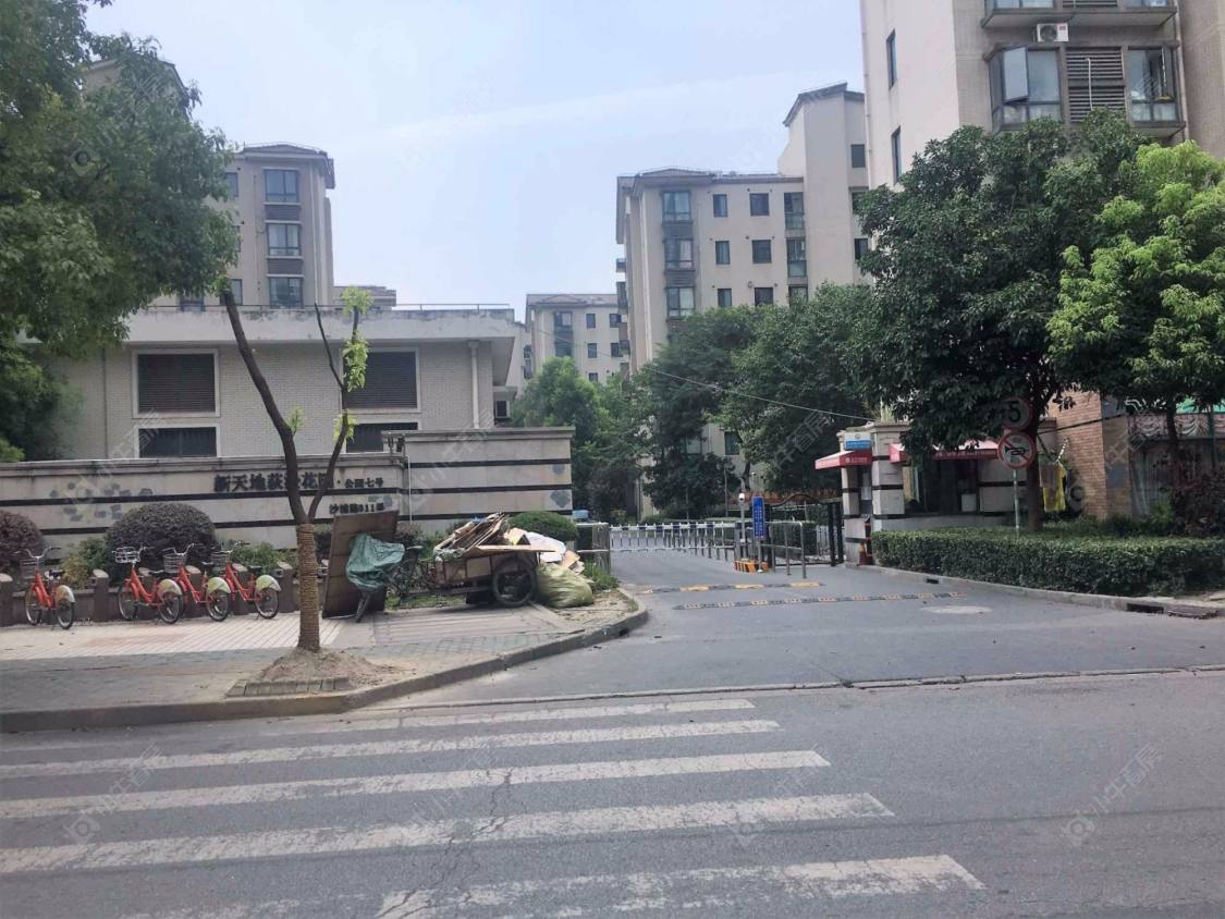 上海新天地荻泾花园小区_新天地荻泾花园小区null