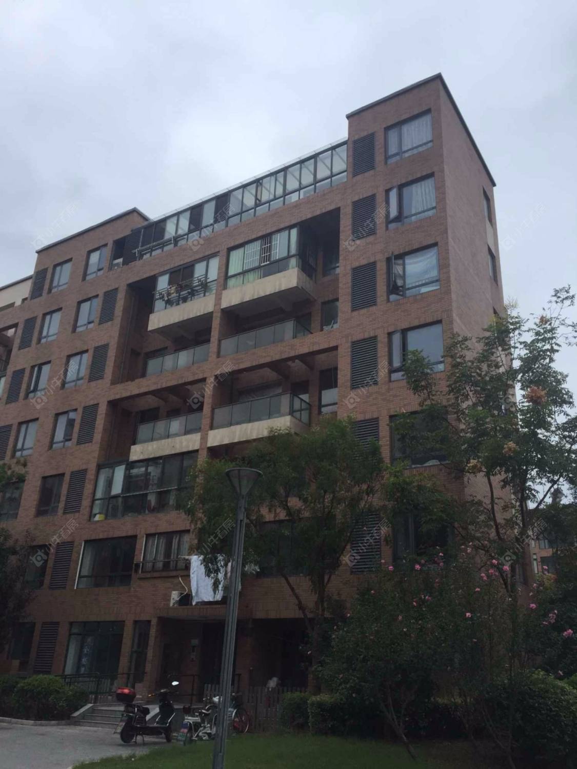 上海滴水湖馨苑222弄小区_滴水湖馨苑222弄小区null