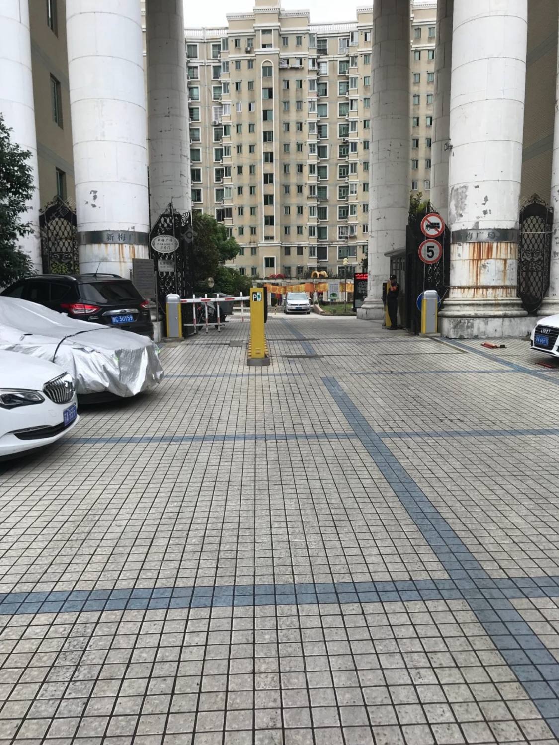 上海新梅广场小区_新梅广场小区null