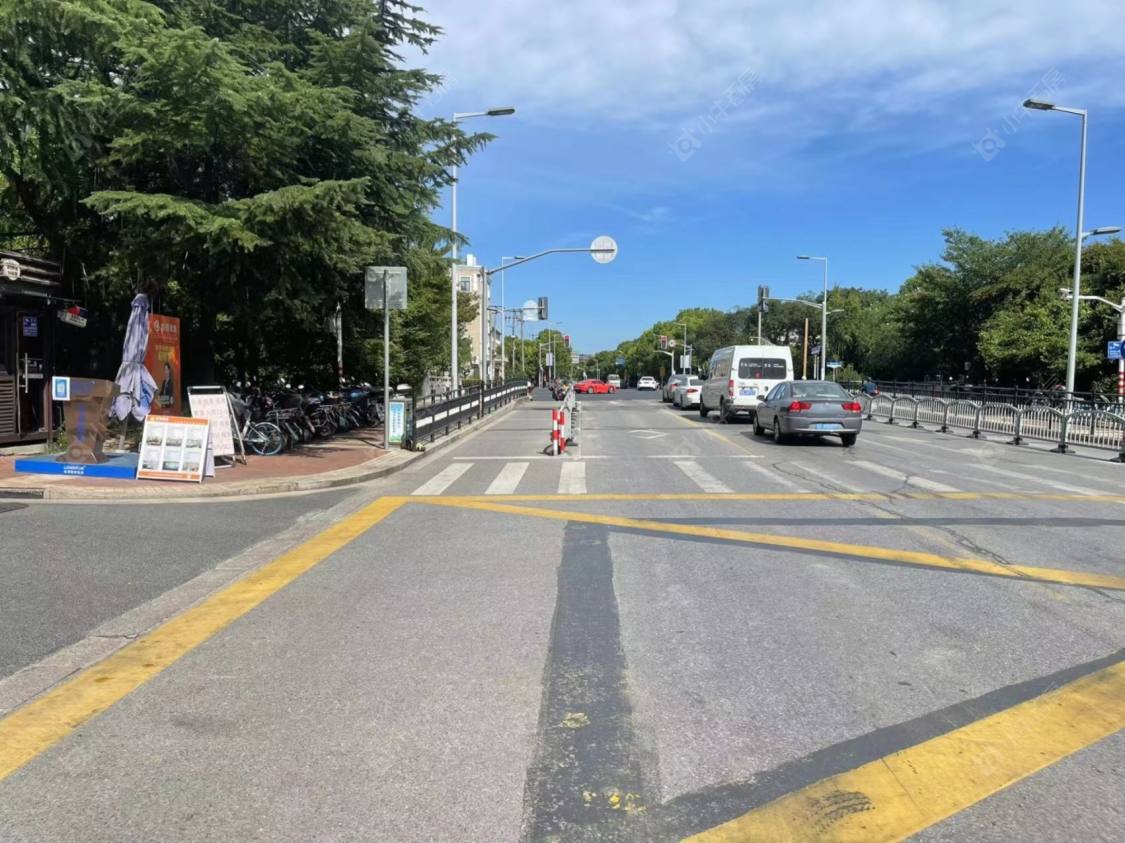 上海龙湖滟澜山二期别墅区小区_龙湖滟澜山二期别墅区小区null