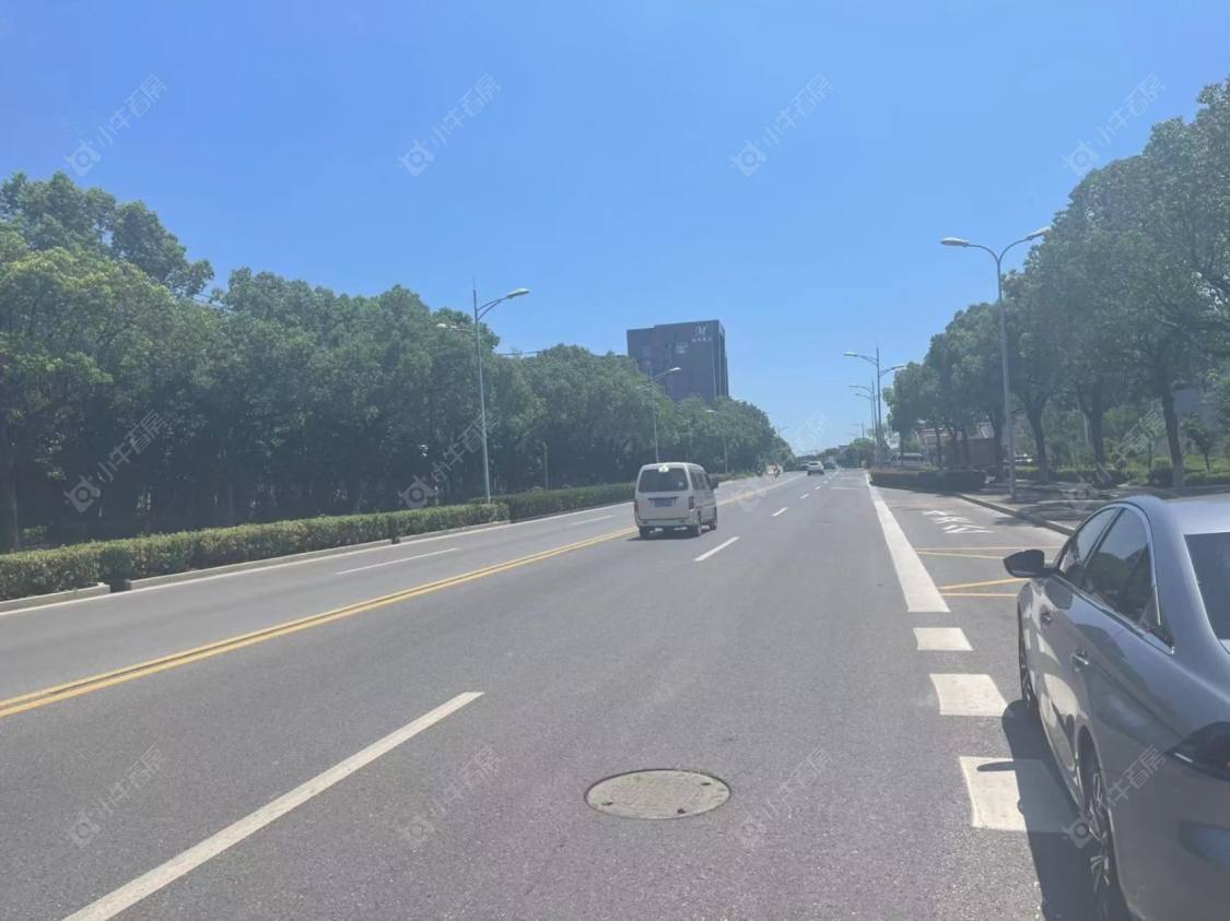 银涛高尔夫别墅封面图_小牛看房