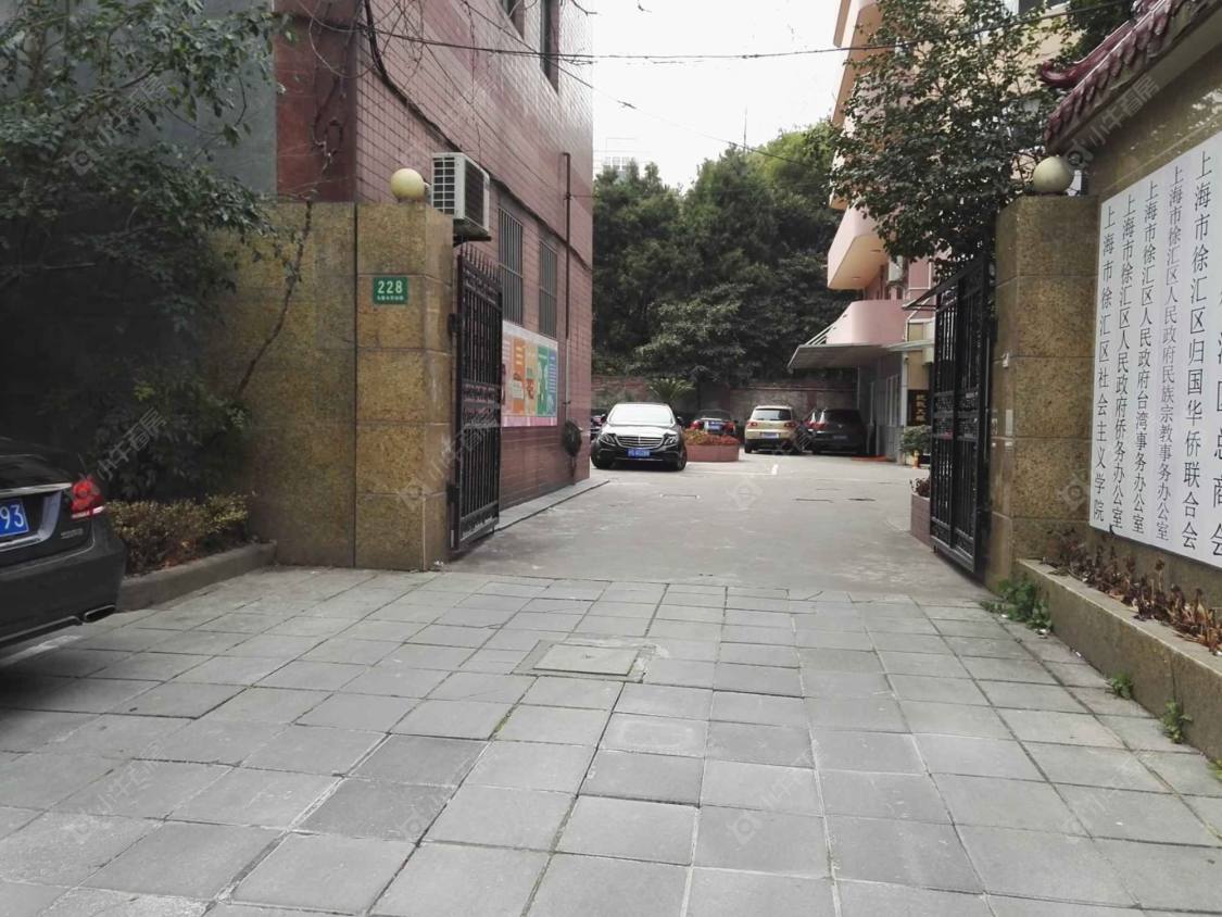 上海金碧公寓小区_金碧公寓小区null