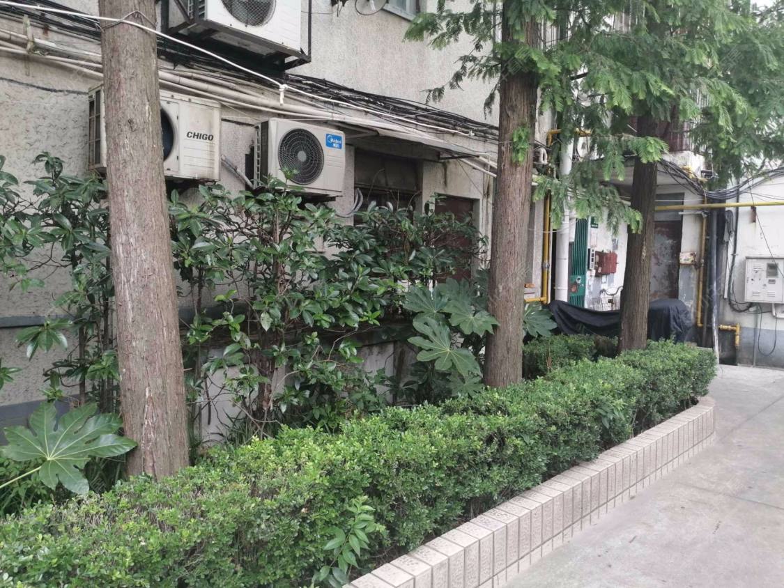 上海巨鹿路374弄小区_巨鹿路374弄小区null