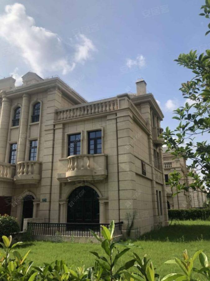 上海金鹰华庭别墅小区_金鹰华庭别墅小区null