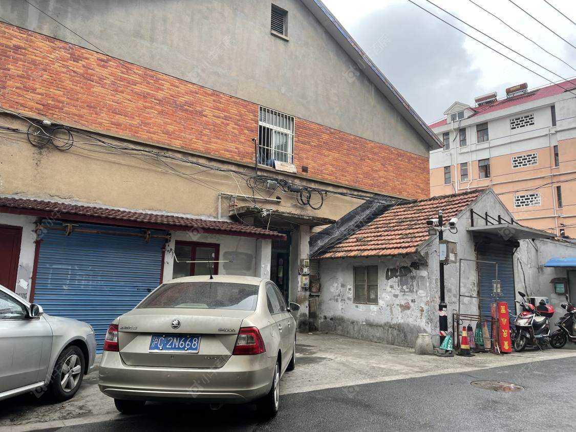 上海南汇中学教工大楼小区_南汇中学教工大楼小区null