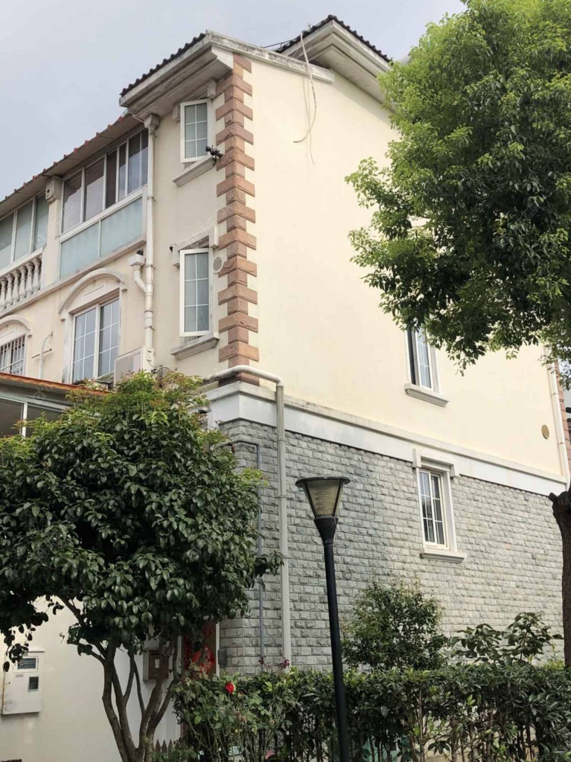 上海西郊名邸858弄小区_西郊名邸858弄小区null