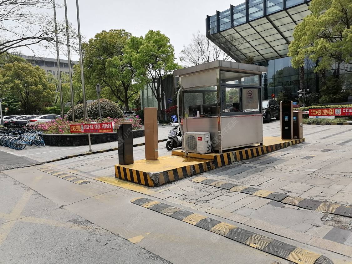 上海绿地翡翠公馆小区_绿地翡翠公馆小区null