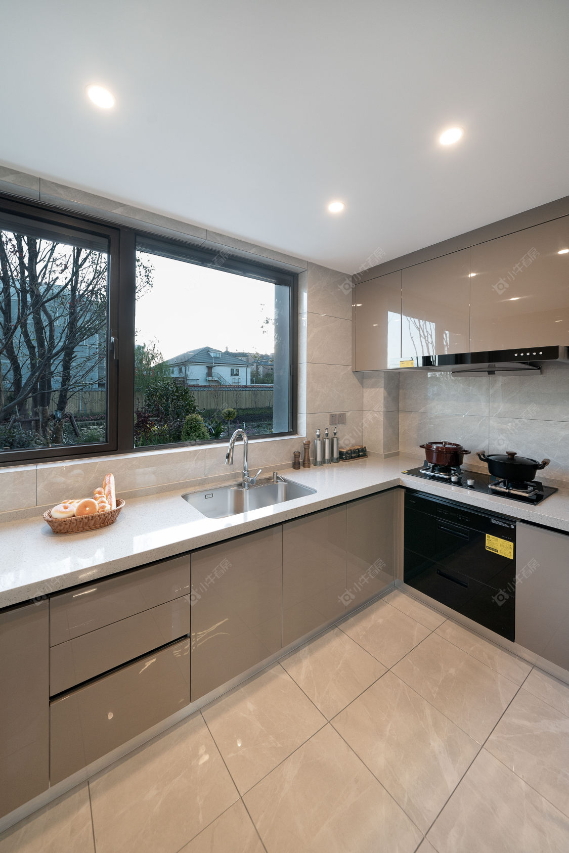 上海上实和风院小区_上实和风院小区null